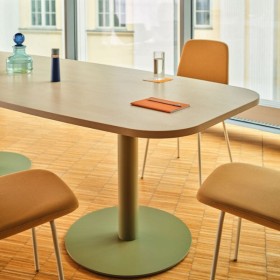 Table de réunion modulaire 18 personnes - 5.60m