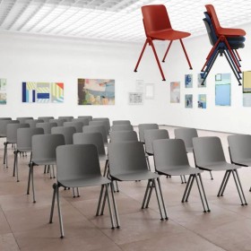 Chaise empilable