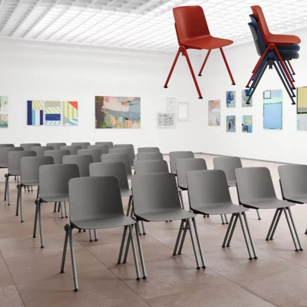 Chaise empilable