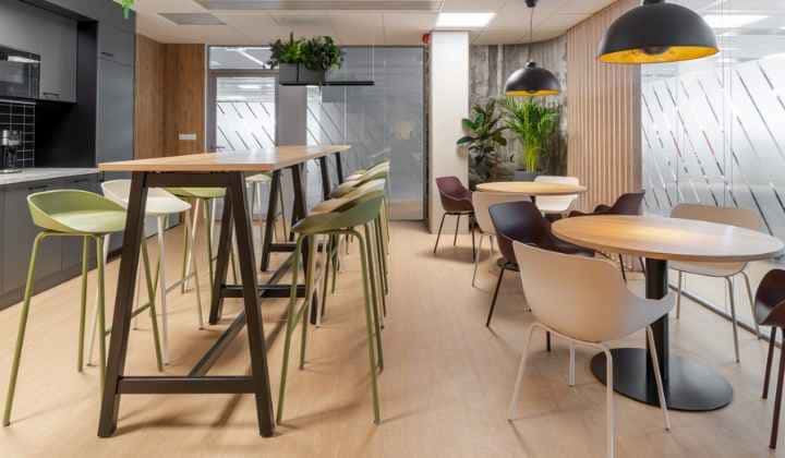 Table haute mange debout