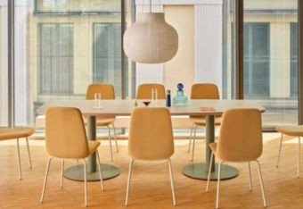 Table de réunion 10 personnes : dimensions, formes et modèles professionnels